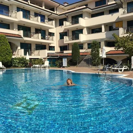 Cozy 1 Bed In Lesso Complex * Равда