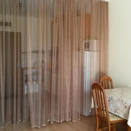 公寓 Cozy 1 Bed In Lesso Complex