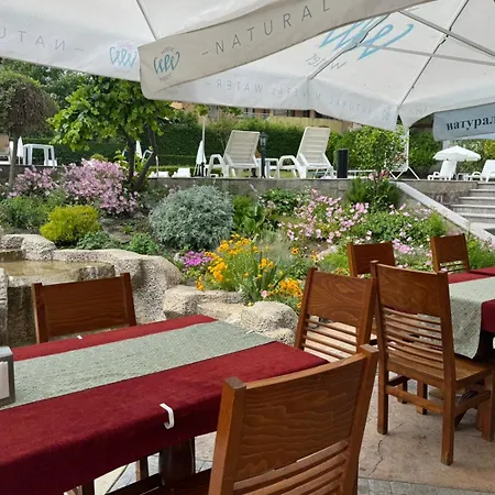 Cozy 1 Bed In Lesso Complex 公寓 拉夫达