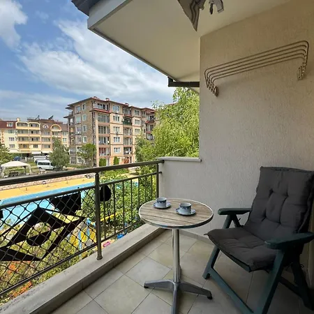 Cozy 1 Bed In Lesso Complex