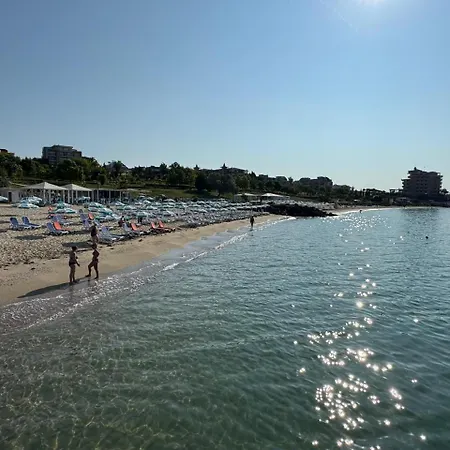 Cozy 1 Bed In Lesso Complex Apartamento