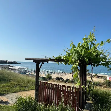 公寓 Cozy 1 Bed In Lesso Complex