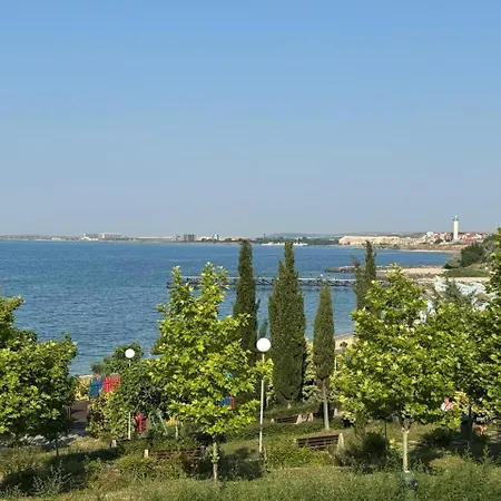 Cozy 1 Bed In Lesso Complex Appartamento *