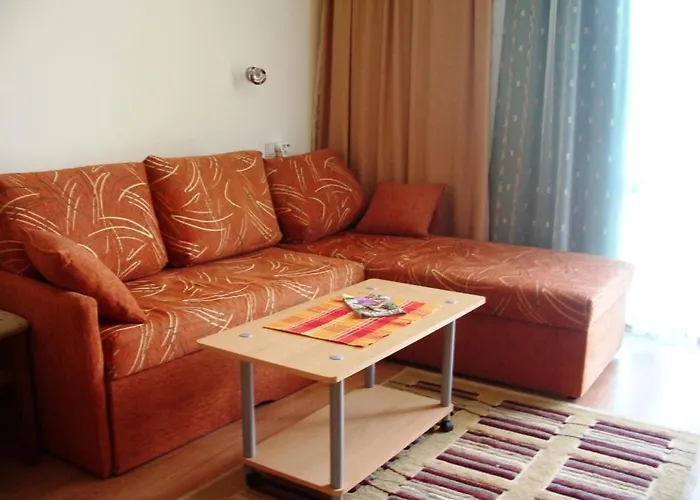 Cozy 1 Bed In Lesso Complex 아파트