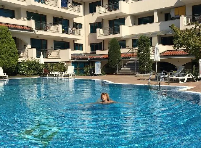 Cozy 1 Bed In Lesso Complex * 라브다