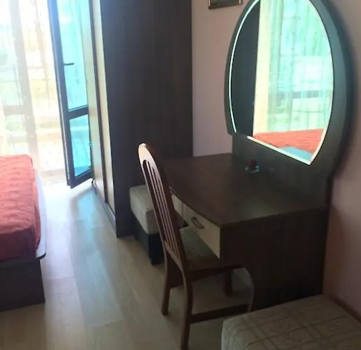 Cozy 1 Bed In Lesso Complex 아파트