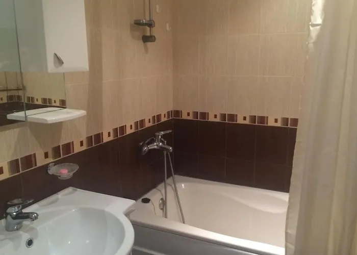 Cozy 1 Bed In Lesso Complex 아파트 라브다