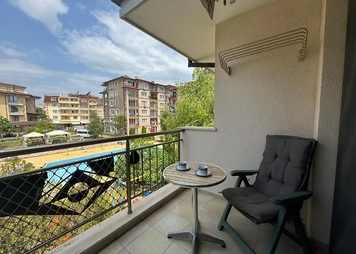 Cozy 1 Bed In Lesso Complex