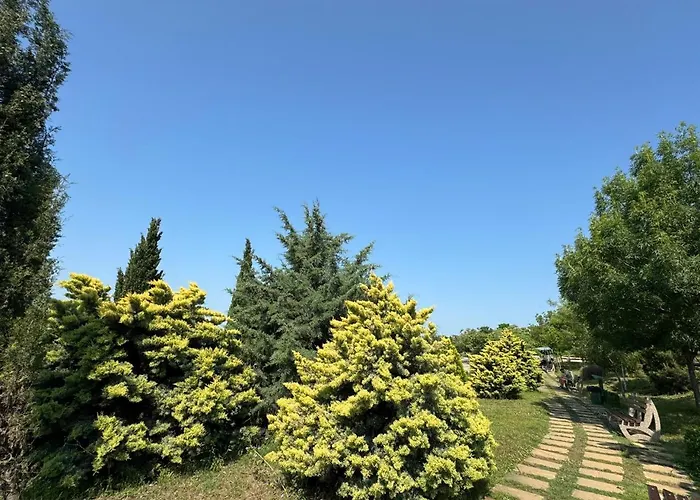 Cozy 1 Bed In Lesso Complex 라브다