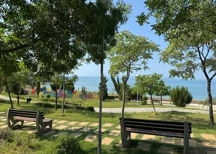 Cozy 1 Bed In Lesso Complex * 라브다